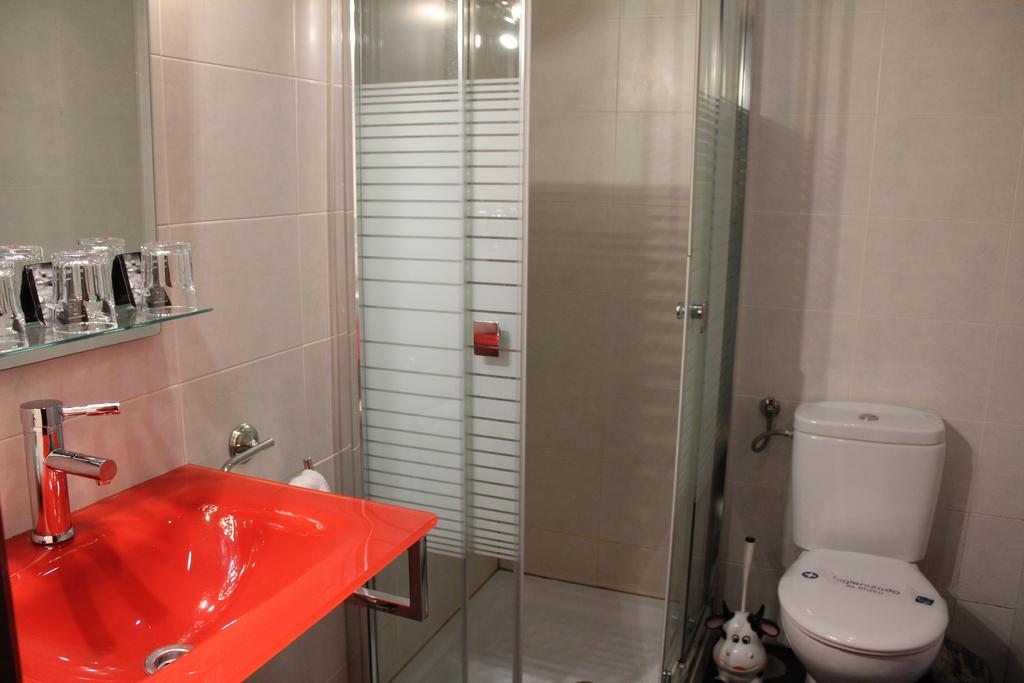 Hostal Nuevas Naciones Granada Pokoj fotografie