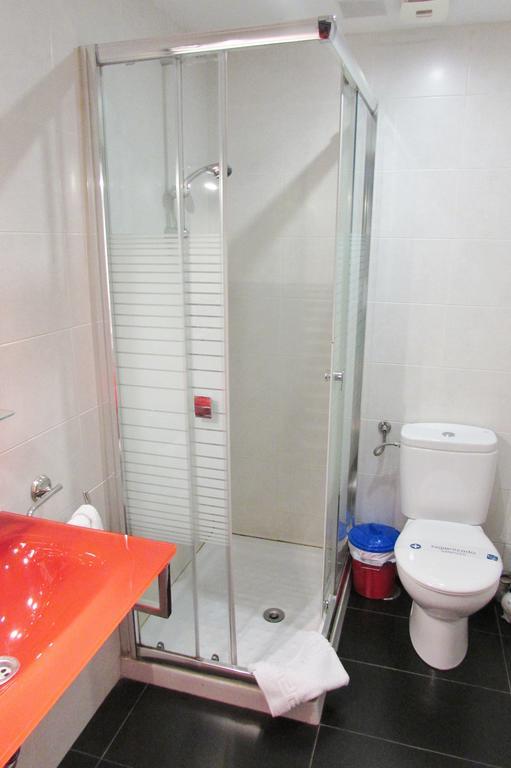 Hostal Nuevas Naciones Granada Exteriér fotografie