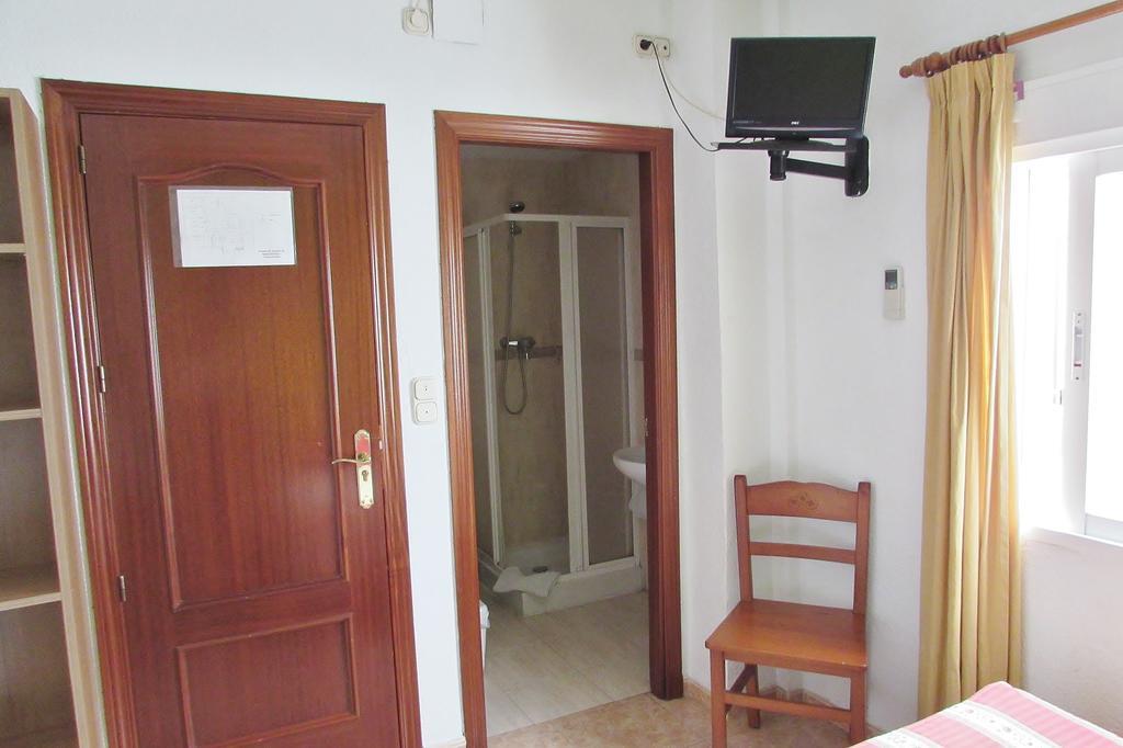 Hostal Nuevas Naciones Granada Exteriér fotografie