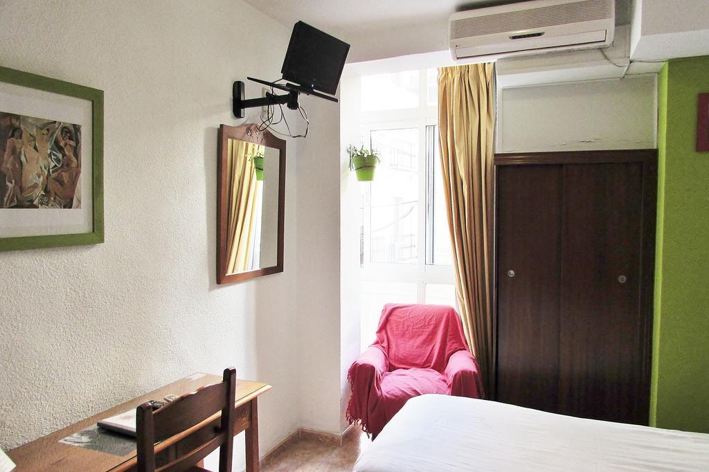 Hostal Nuevas Naciones Granada Exteriér fotografie