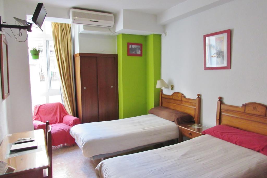 Hostal Nuevas Naciones Granada Exteriér fotografie